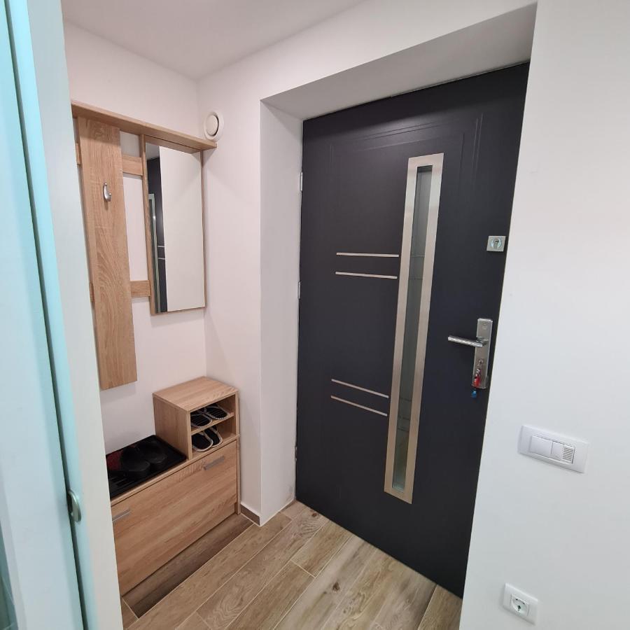 Apartment Dinlux Máribor Exterior foto
